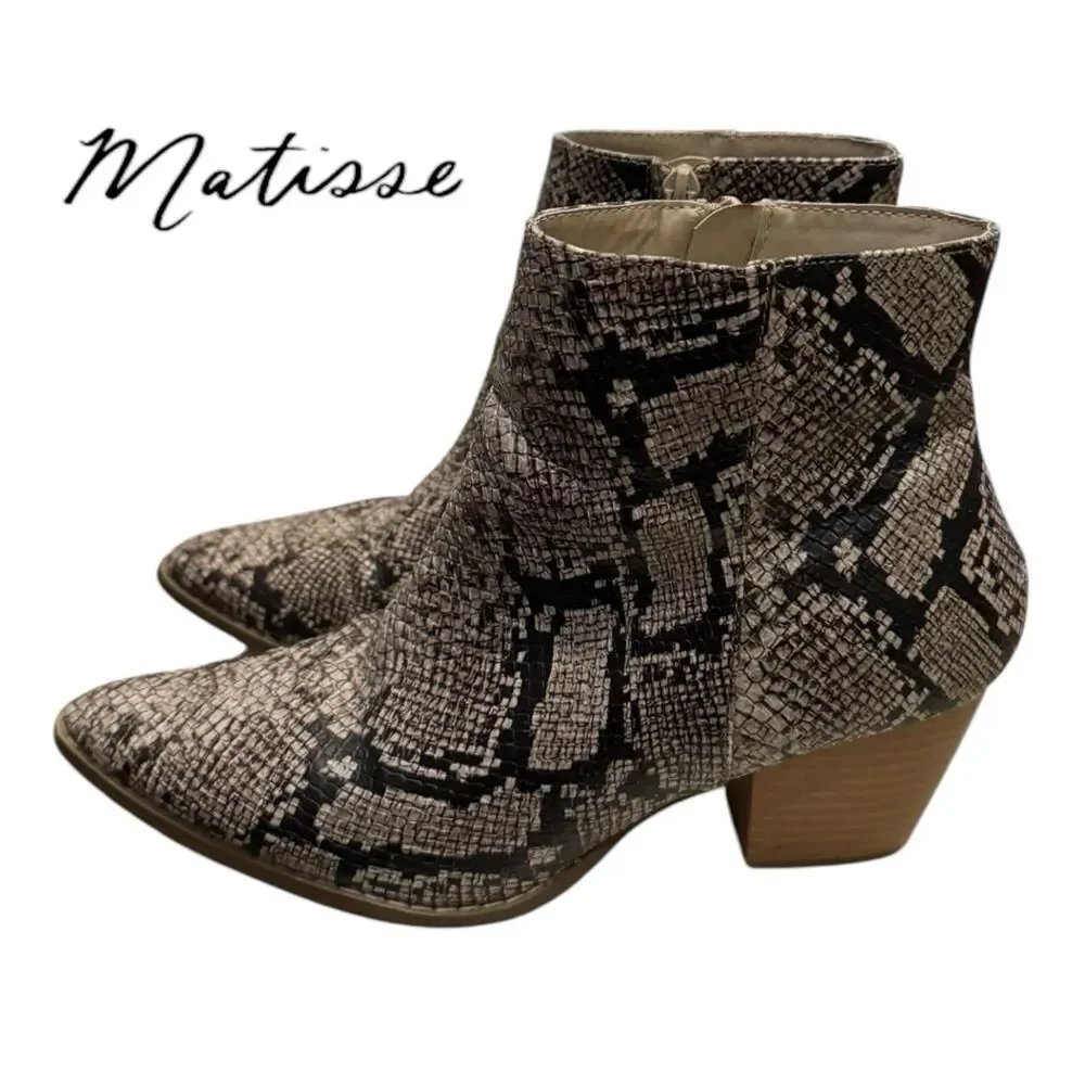 Lulus x Matisse Collab Spirit Snakeskin Heeled Western Ankle Boot Booties 8